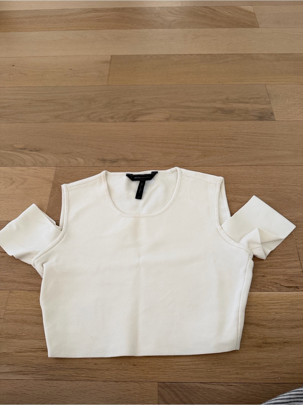 BCBGMaxAzria white Cold-Shoulder Crop Top